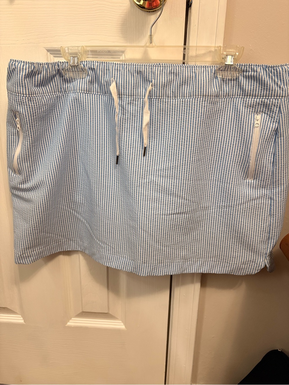 Magellan Outdoors Light Blue and White Seersucker Skort